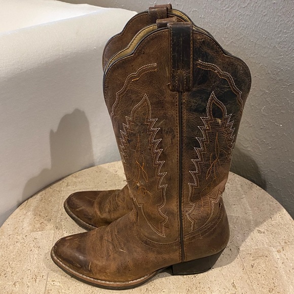 Sz 5.5 brown smoky mountain boots.  Fit like 6.5 - Picture 8 of 10